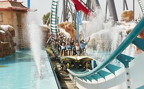 Portaventura Hotel Gold River - Includes Unlimited Access To Portaventura Park & 1 Access To Ferrari Land